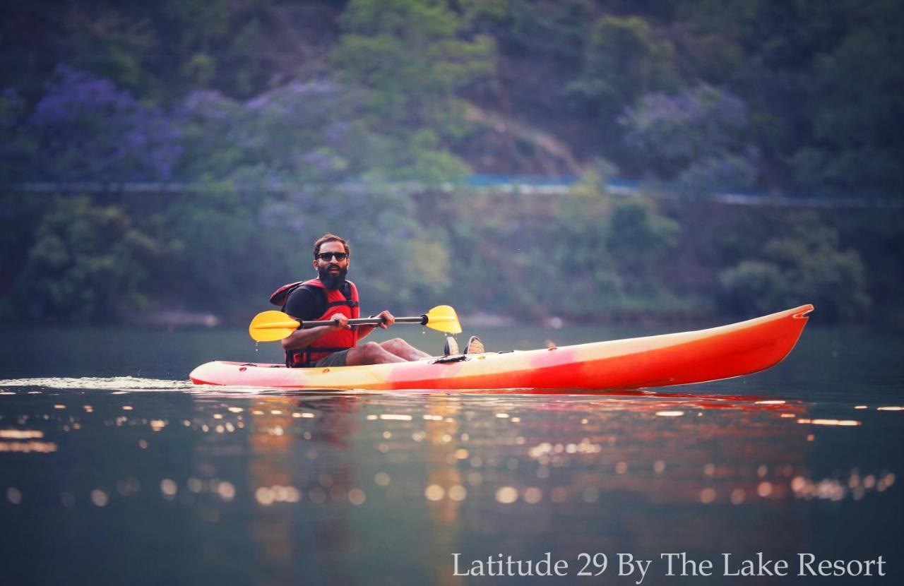 Latitude 29 By The Lake Resort Naukuchiatal Exteriör bild